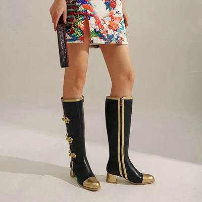 Marinka | Elegantni čevlji z zlatim grbom